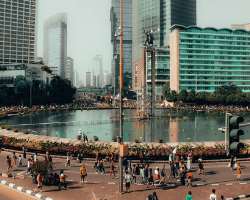 It becomes a favorite location for the joggers, bikers, and street photographers in Jakarta's Car-Free Days. You can enjoy the beautiful Sunday mornin